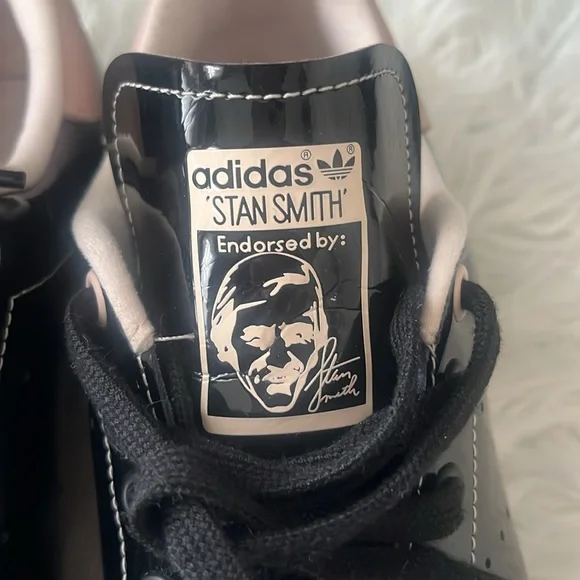 Stan Smith Adidas - Stylish Black Patent Leather and Pink Women's Sneakers - Picture 6 of 6